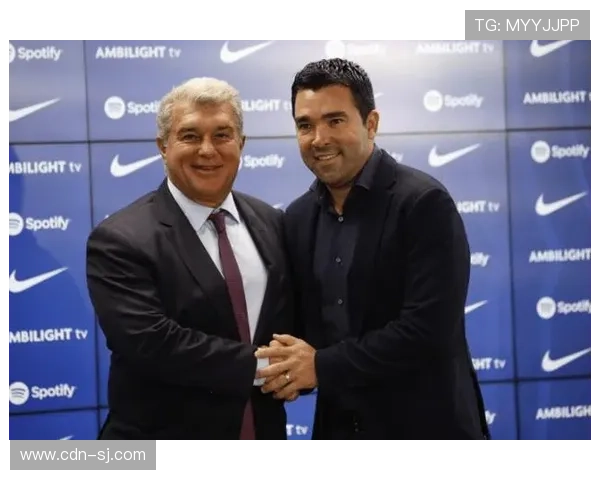 巴萨总监德科与奥尔莫经纪人会商球员伤病恢复计划 巴萨总监德科与奥尔莫经纪人会商球员伤病恢复计划