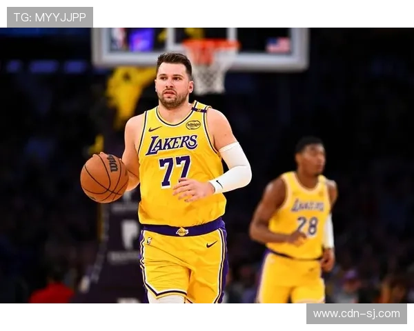 湖人缺乏内线威胁与外线射手东契奇难以发挥优势